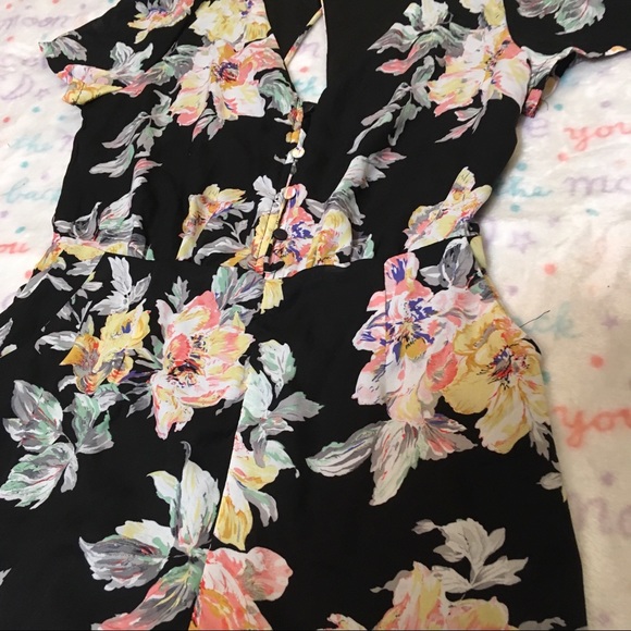 Romper - Picture 2 of 4